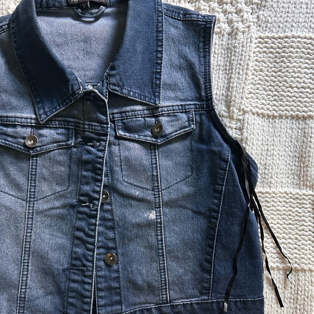 Vintage/Y2K What’s Hot Denim Vest with Black Fringe - Picture 3 of 6